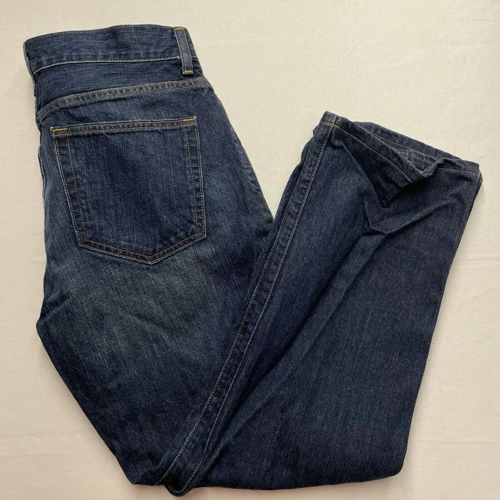 Cremieux Men's Denim Jeans 32x30 (32x28.5) Straight Medium Wash